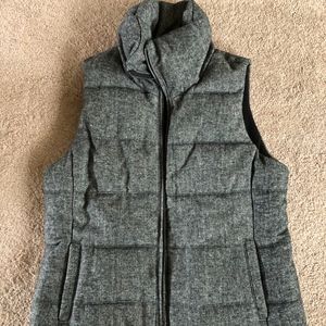 Gray puffer vest, size M